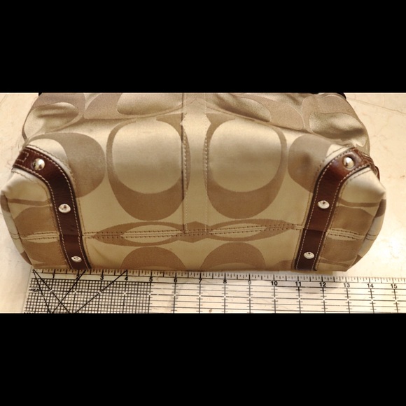 COACH Shoulder Satchel - Picture 6 of 8